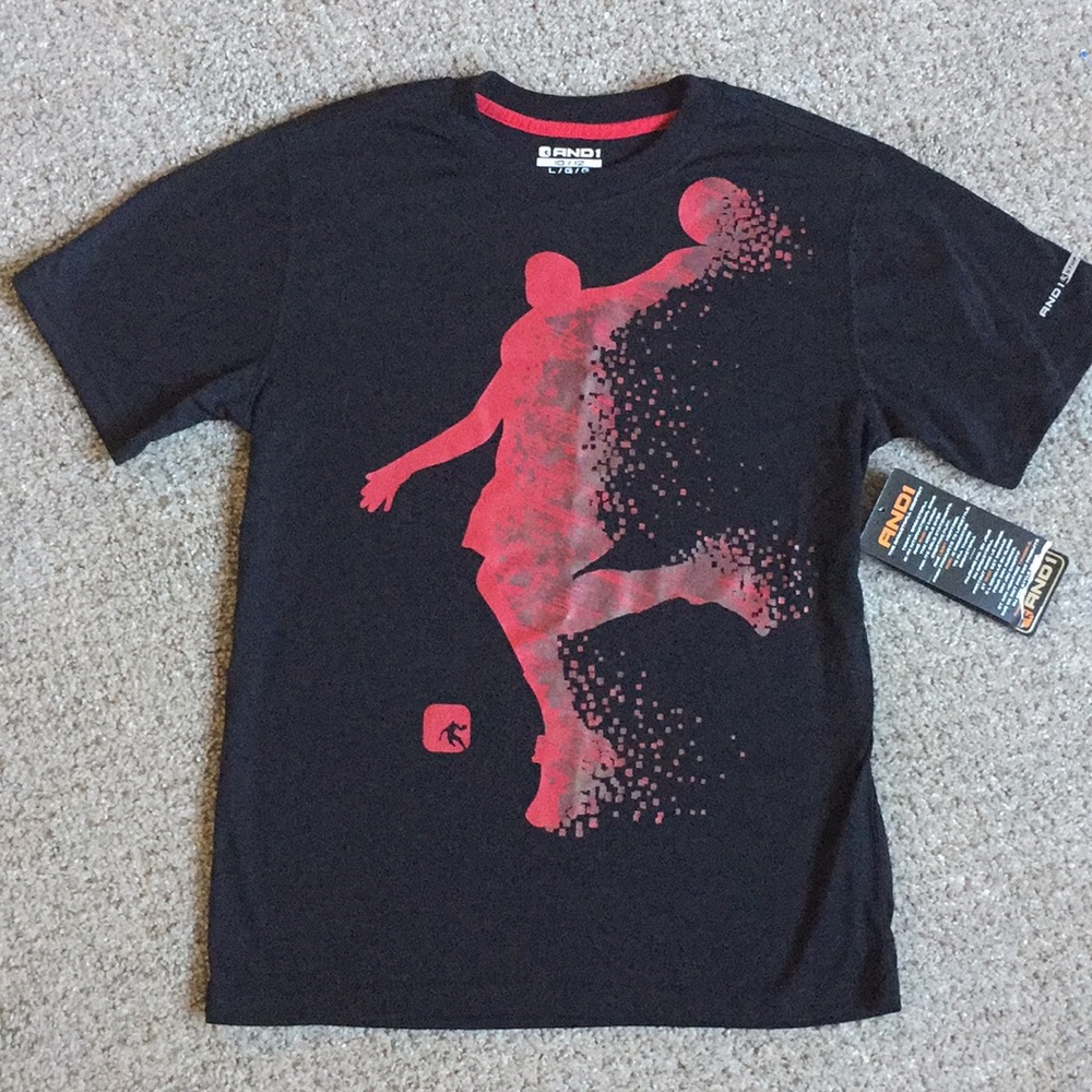 SOLD Short and Basketball Tee Set - Picture 2 of 5